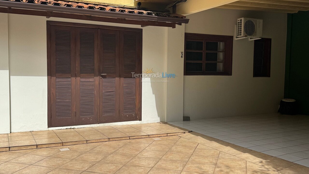 Apartamento para aluguel de temporada em Florianópolis (Centro)