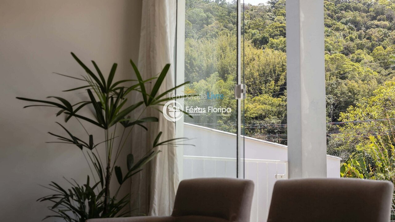 Casa para aluguel de temporada em Florianópolis (Rio Tavares)