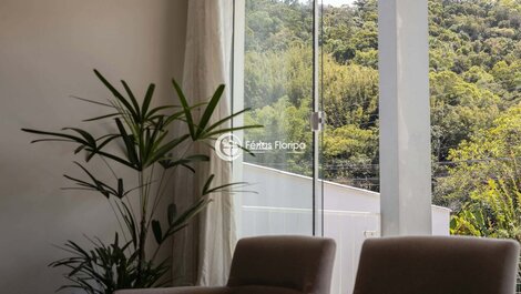 Casa com Piscina apenas à 5 minutos da Praia