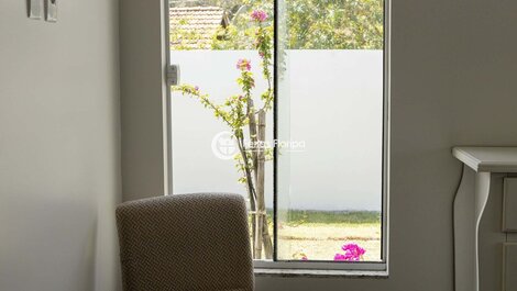 Casa com Piscina apenas à 5 minutos da Praia