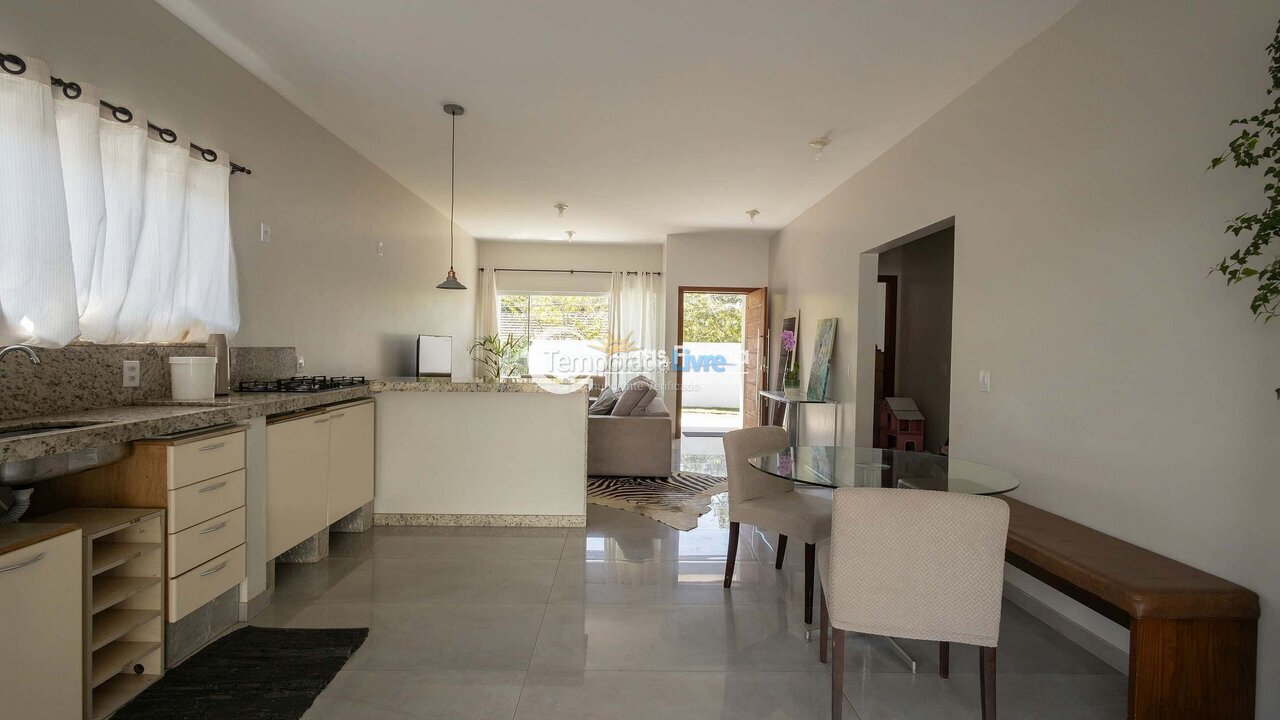 Casa para aluguel de temporada em Florianópolis (Rio Tavares)