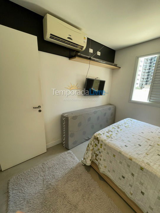 Apartamento para alquiler de vacaciones em Guarujá (Pitangueiras)