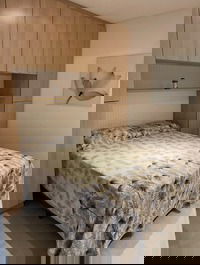 Apartamento moderno en Guarujá: comodidad y seguridad