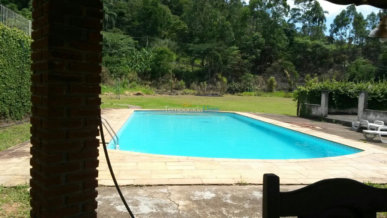 Casa para alquiler de vacaciones em Mairinque (Moreiras)