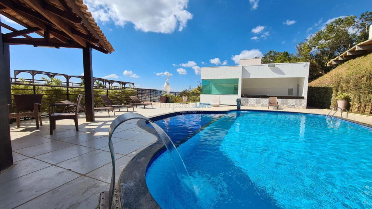 Casa para aluguel de temporada em Capitólio (Escarpas do Lago)