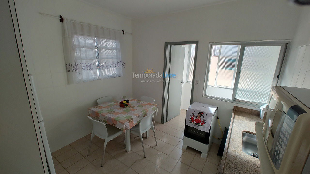 Apartamento para aluguel de temporada em Guarujá (Balneário Cidade Atlântica Guarujá)