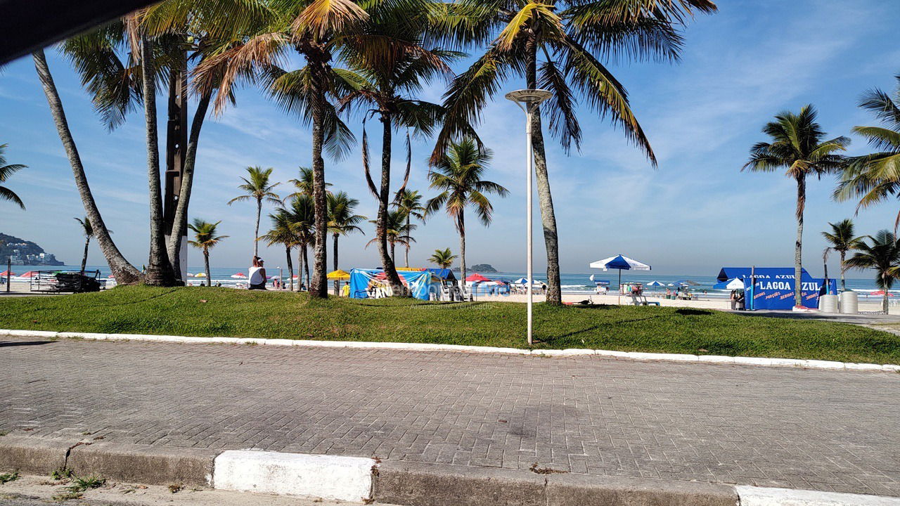 Apartamento para aluguel de temporada em Guarujá (Balneário Cidade Atlântica Guarujá)