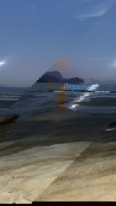 Apartamento para aluguel de temporada em Ubatuba (Praia das Toninhas)