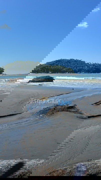 Apartamento para aluguel de temporada em Ubatuba (Praia das Toninhas)