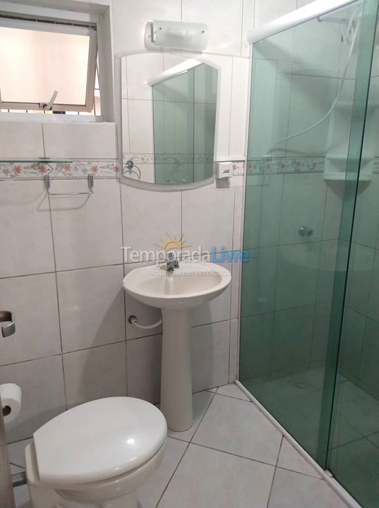 Casa para aluguel de temporada em Bombinhas (Praia de Bombinhas)