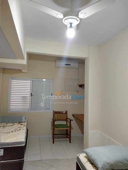Casa para aluguel de temporada em Bombinhas (Praia de Bombinhas)
