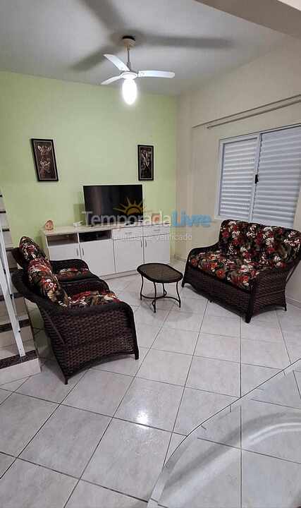 Casa para aluguel de temporada em Bombinhas (Praia de Bombinhas)