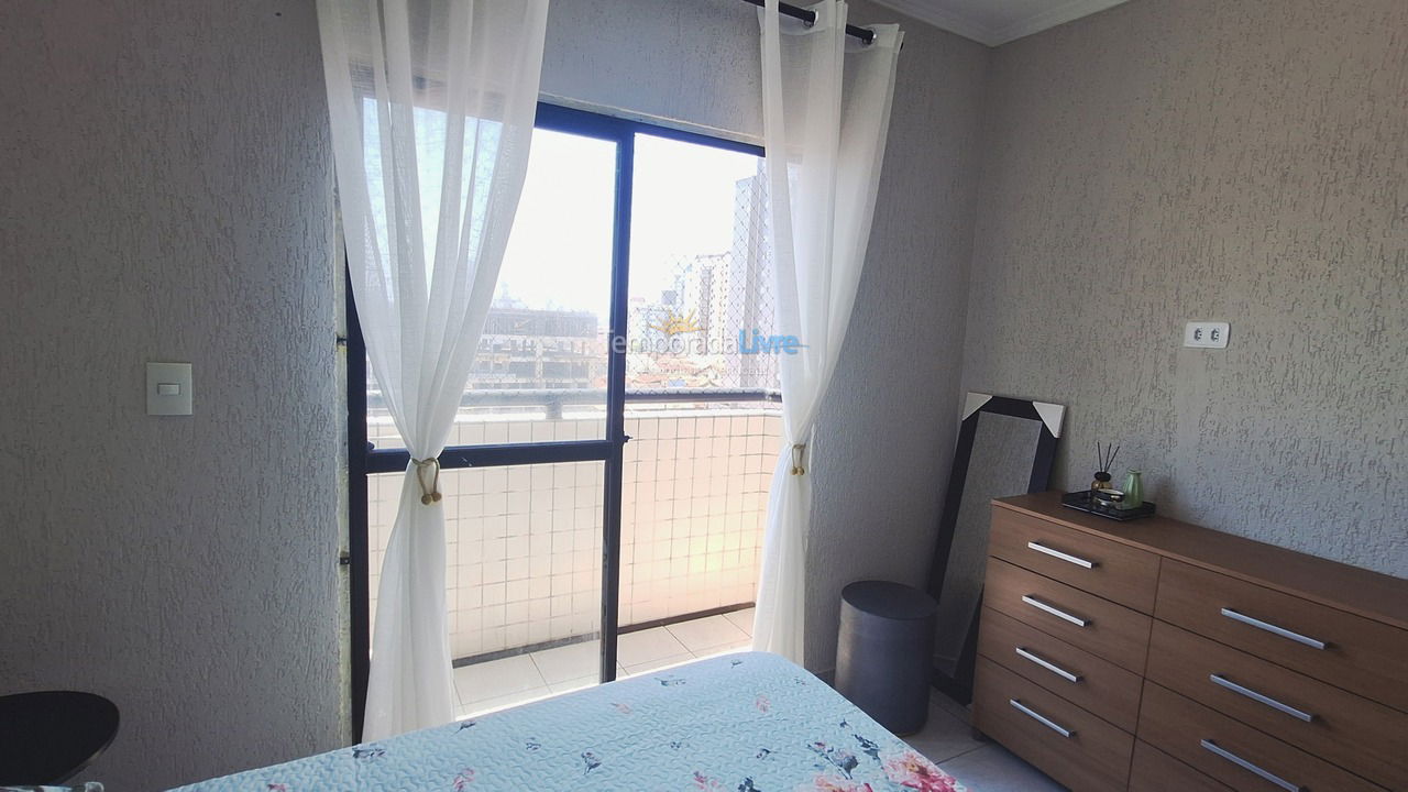 Apartamento para aluguel de temporada em Praia Grande (Praia do Caiçara)