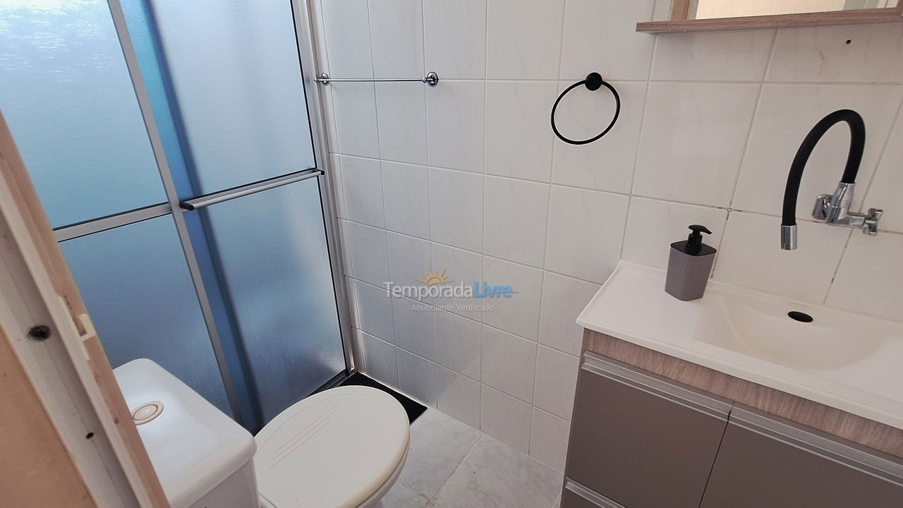 Apartamento para aluguel de temporada em Praia Grande (Praia do Caiçara)