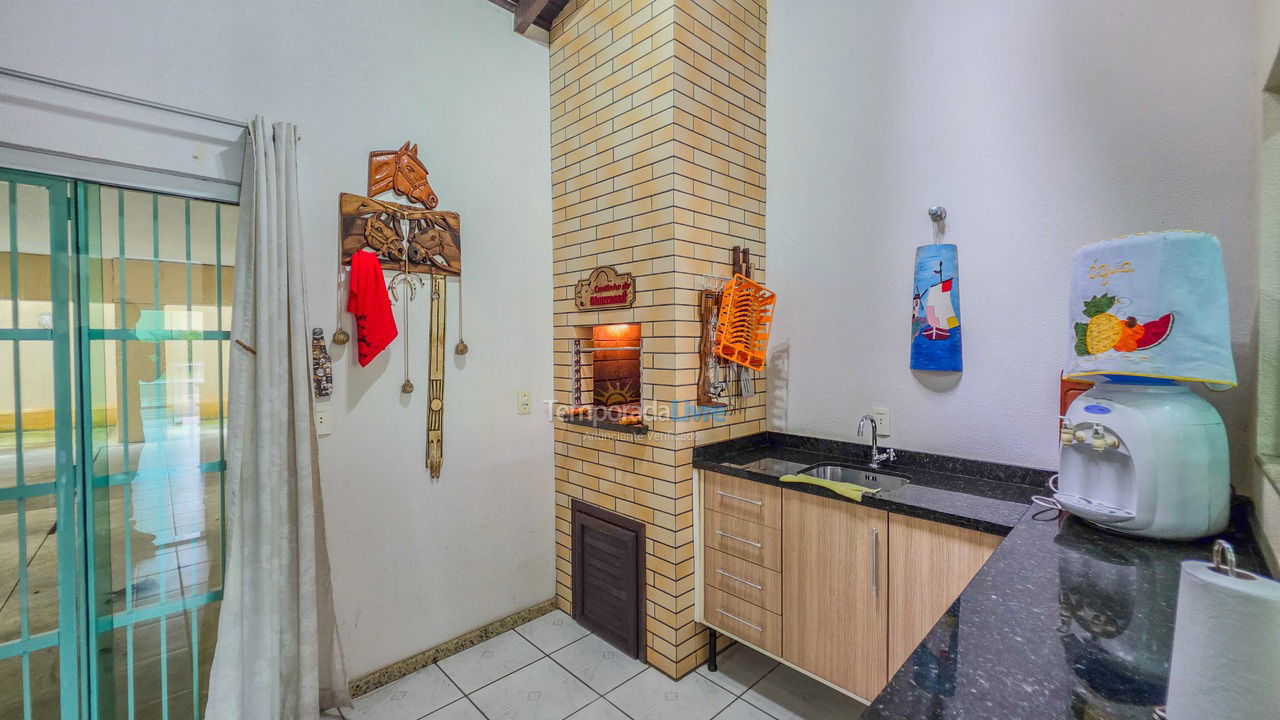 Casa para aluguel de temporada em São Francisco do Sul (Itaguaçu)
