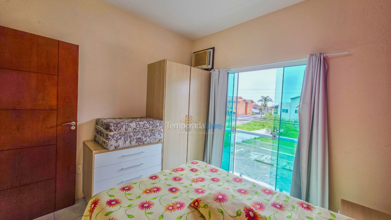 Casa para aluguel de temporada em São Francisco do Sul (Itaguaçu)