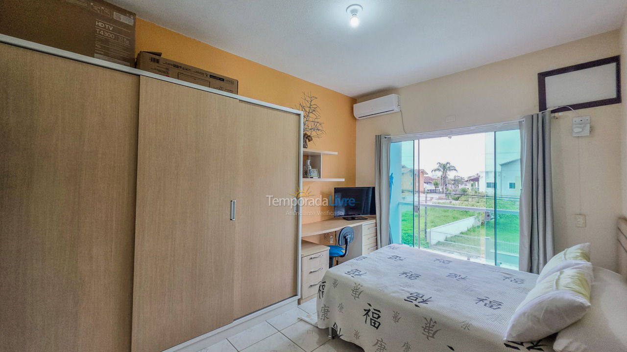 Casa para aluguel de temporada em São Francisco do Sul (Itaguaçu)