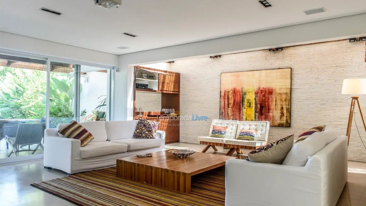 Casa para aluguel de temporada em São Sebastião (Juquehy)