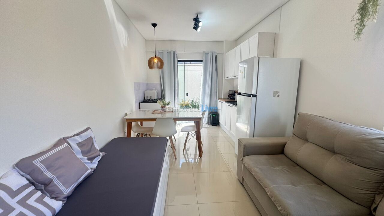 Apartamento para aluguel de temporada em Florianopolis (Praia dos Ingleses)