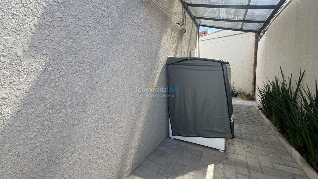 Apartamento para aluguel de temporada em Florianopolis (Praia dos Ingleses)