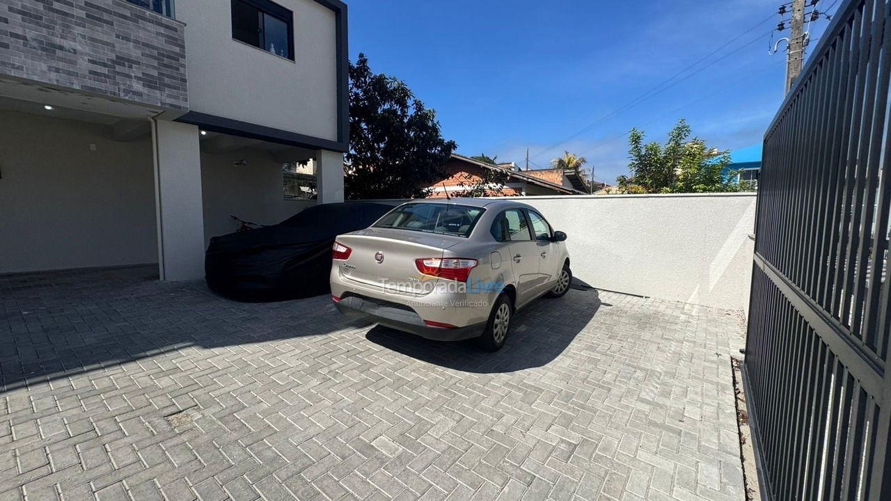Apartamento para aluguel de temporada em Florianopolis (Praia dos Ingleses)