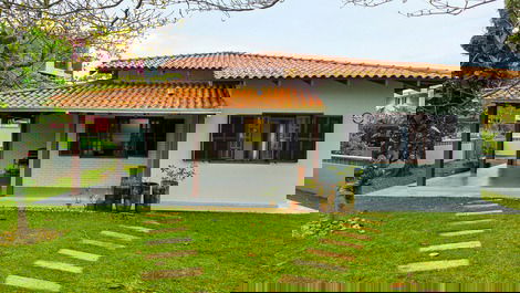 Casa en primera línea de mar en Itaguaçu - 3 habitaciones con aire acondicionado