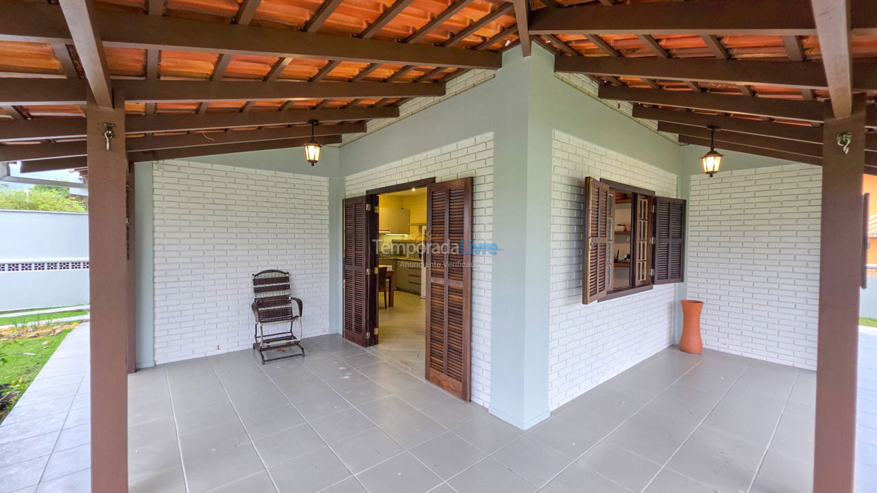 Casa para alquiler de vacaciones em São Francisco do Sul (Itaguaçu)