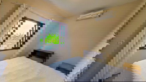 House on the seafront (50m) - 3 bedrooms with air conditioning