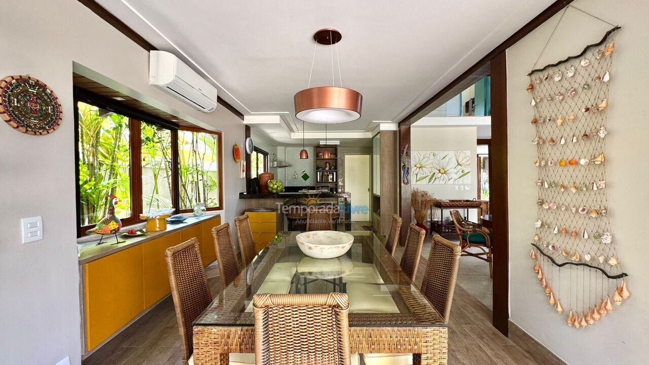 Casa para aluguel de temporada em São Sebastião (Praia da Baleia)