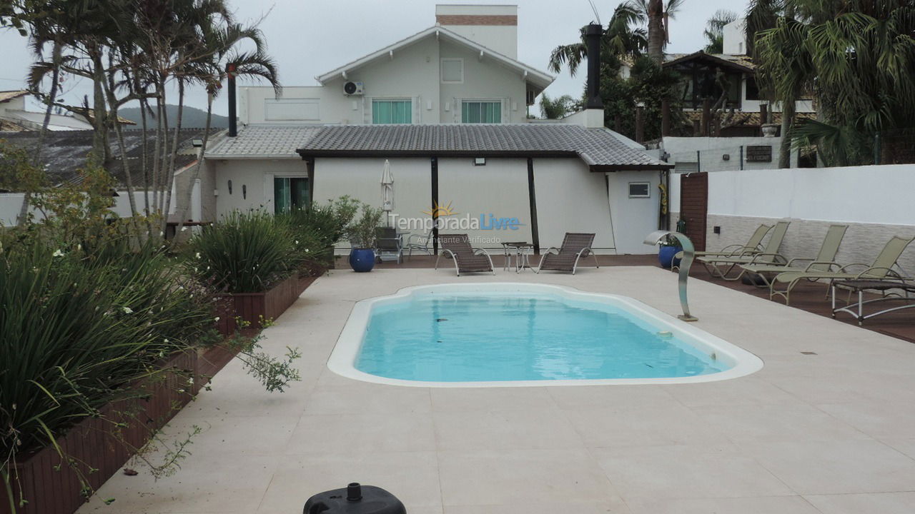 Casa para alquiler de vacaciones em Florianópolis (Ponta das Canas)