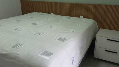 BEAUTIFUL 3 BEDROOM APARTMENT STEPS FROM THE SEA