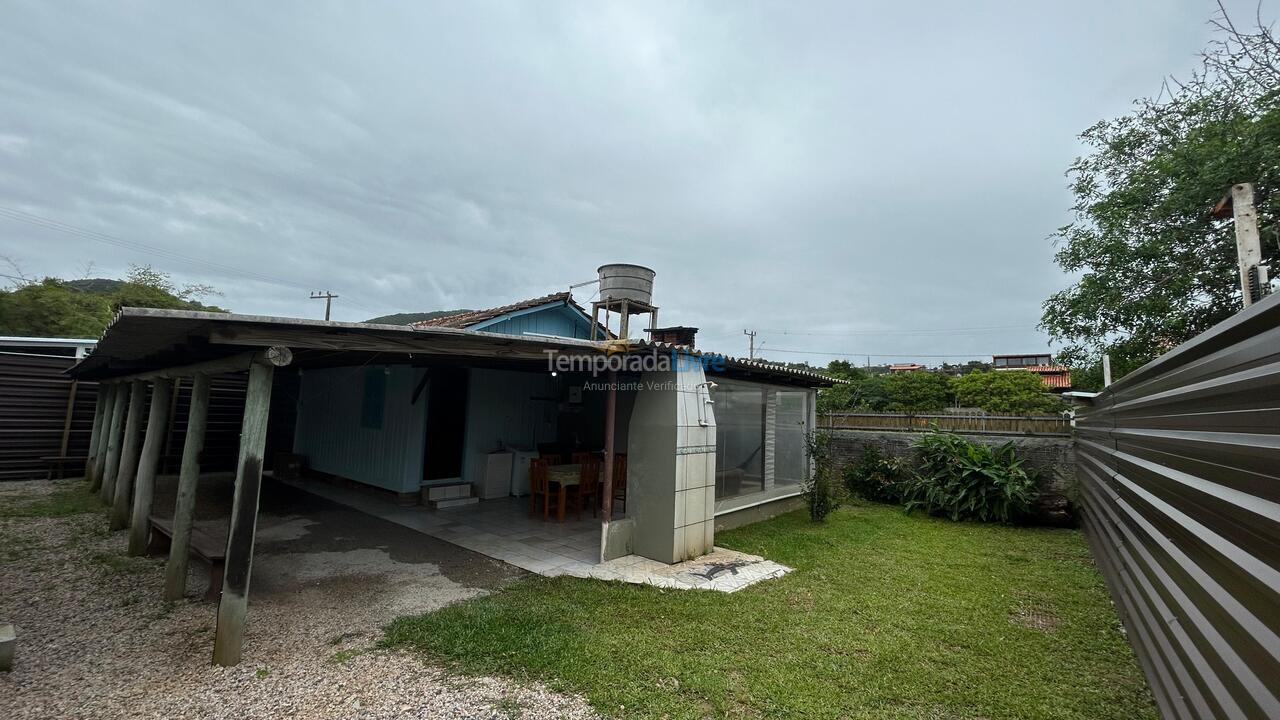 Casa para aluguel de temporada em Garopaba (Praia da Gamboa)