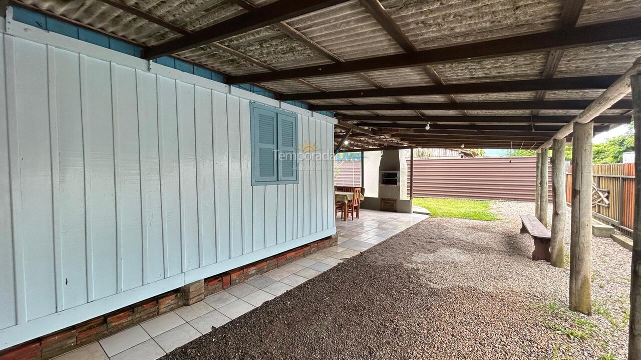 Casa para aluguel de temporada em Garopaba (Praia da Gamboa)