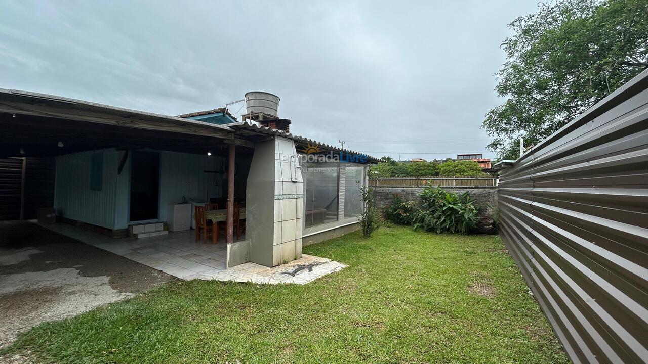Casa para aluguel de temporada em Garopaba (Praia da Gamboa)