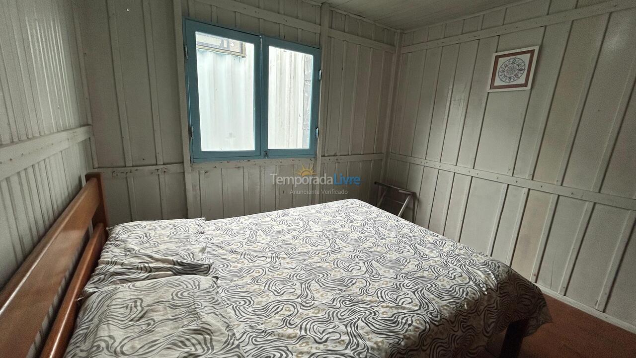 Casa para aluguel de temporada em Garopaba (Praia da Gamboa)
