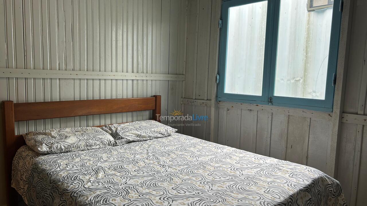 Casa para aluguel de temporada em Garopaba (Praia da Gamboa)