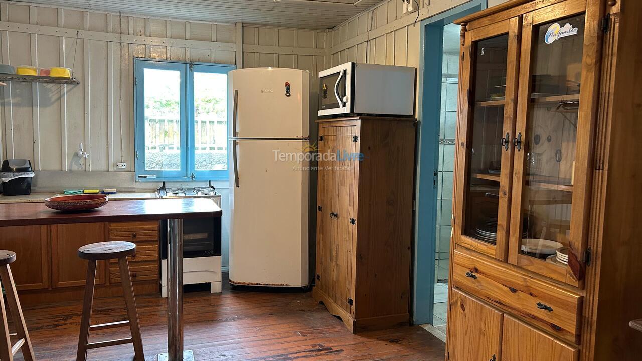 Casa para aluguel de temporada em Garopaba (Praia da Gamboa)