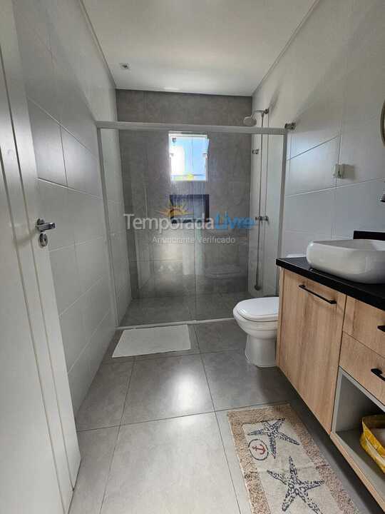Casa para aluguel de temporada em Bombinhas (Canto Grande)