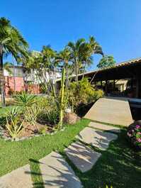 Ven y descubre Casa Vila Vitória, a 50 metros de la playa.
