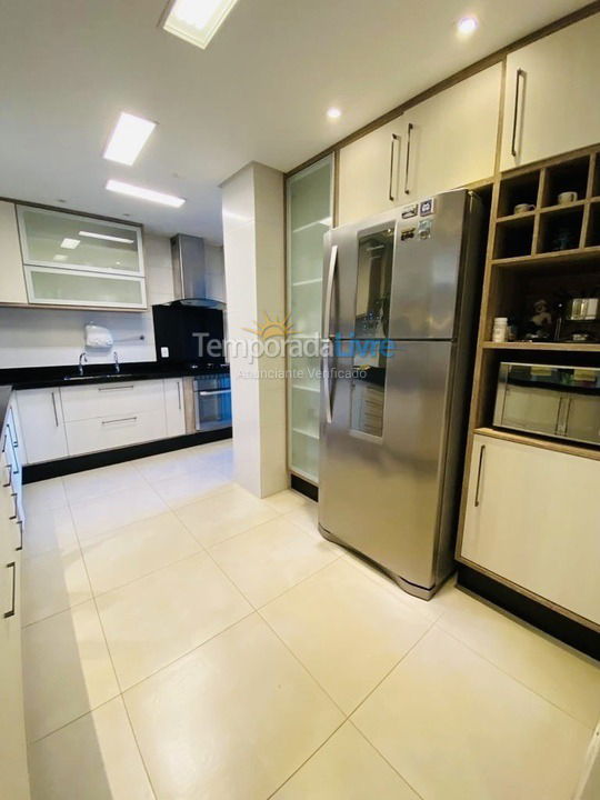 Apartamento para aluguel de temporada em Ubatuba (Itaguá)