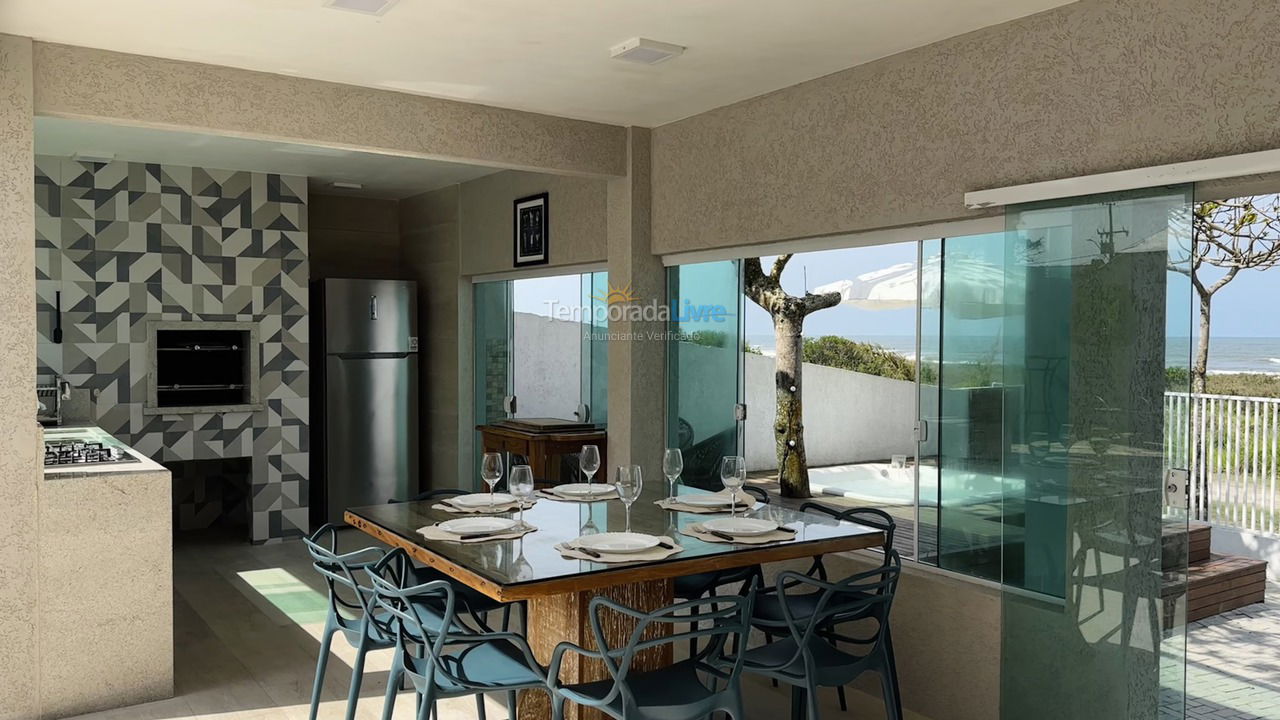 Casa para alquiler de vacaciones em Guaratuba (Nereidas)