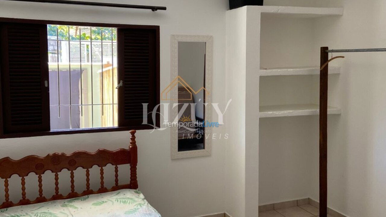 Casa para aluguel de temporada em Ubatuba (Pereque Mirim)