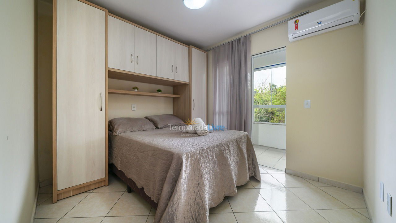 Apartment for vacation rental in Bombinhas (Canto Grande)