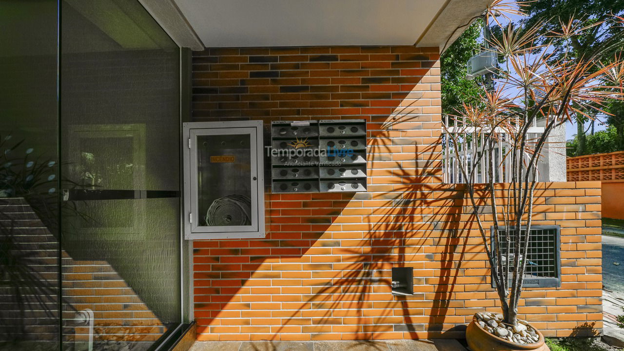 Apartamento para aluguel de temporada em Bombinhas (Praia da Lagoinha)