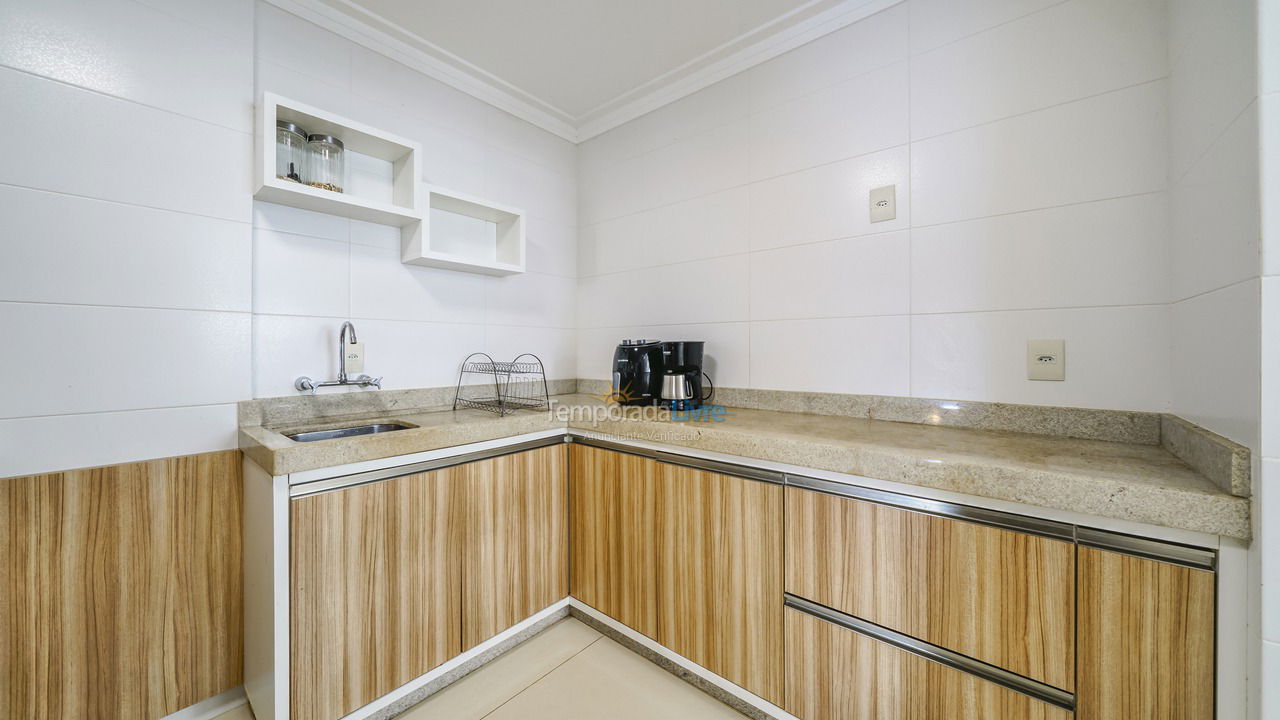 Apartamento para aluguel de temporada em Bombinhas (Praia da Lagoinha)