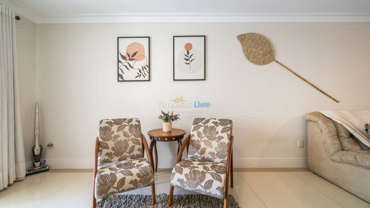 Apartamento para aluguel de temporada em Bombinhas (Praia da Lagoinha)