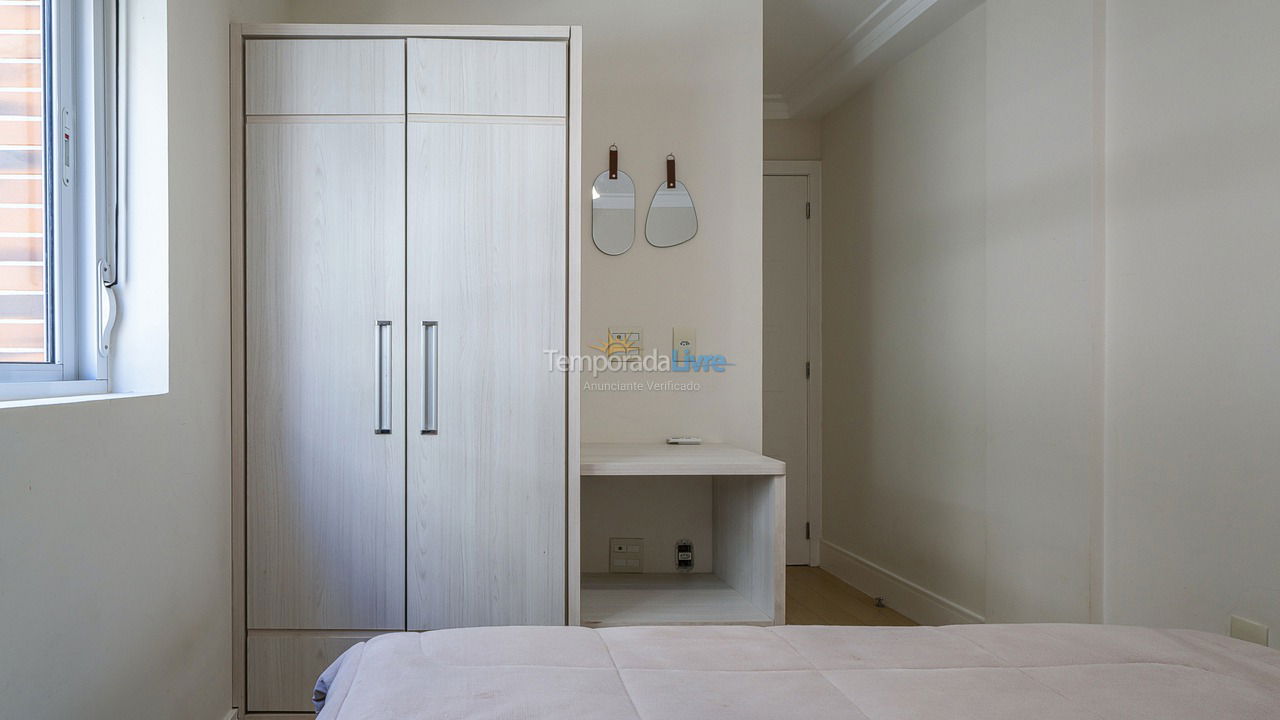 Apartamento para aluguel de temporada em Bombinhas (Praia da Lagoinha)