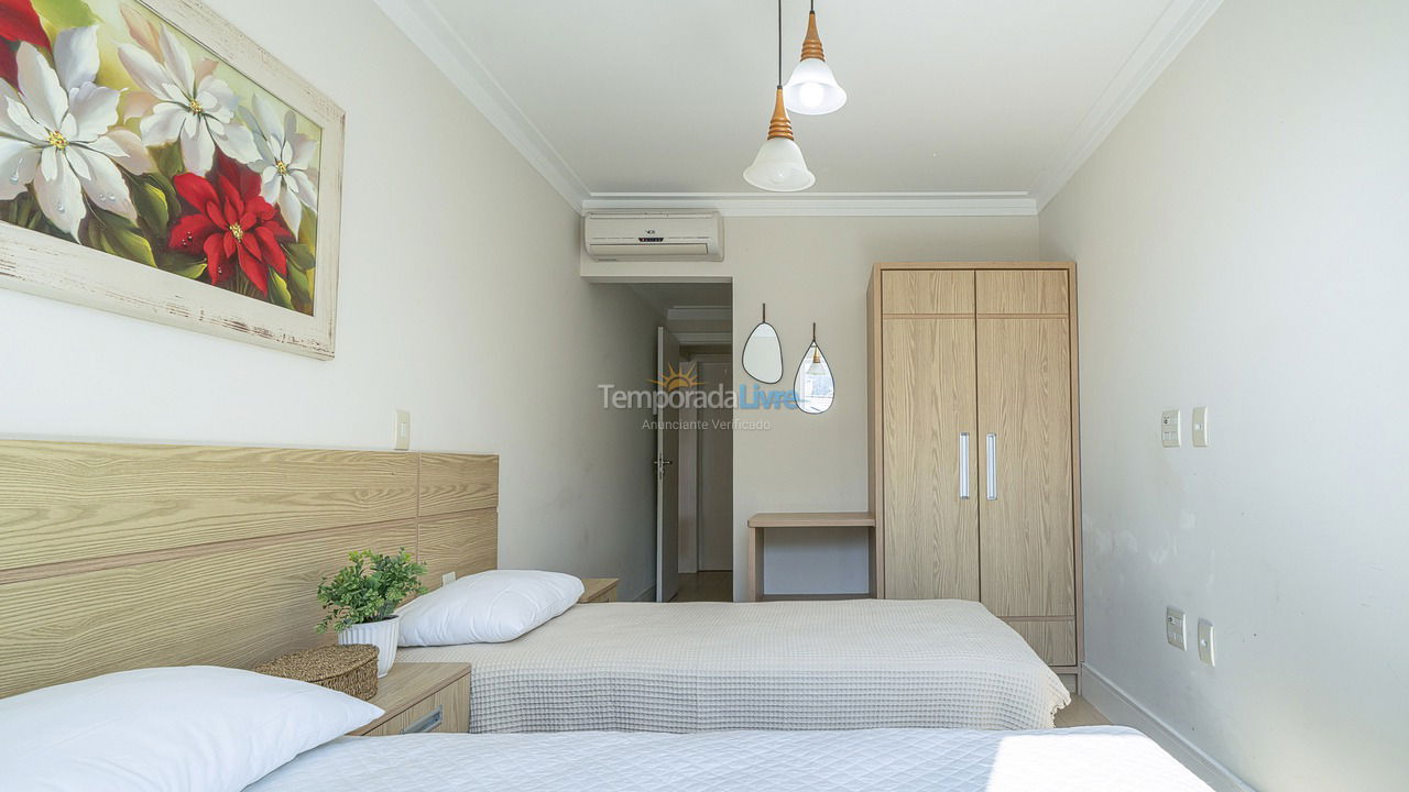 Apartamento para aluguel de temporada em Bombinhas (Praia da Lagoinha)