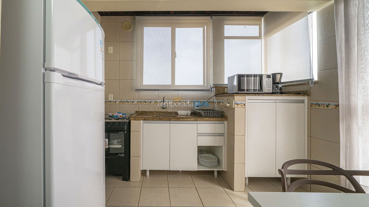 Apartment for vacation rental in Bombinhas (Bombinhas Centro)