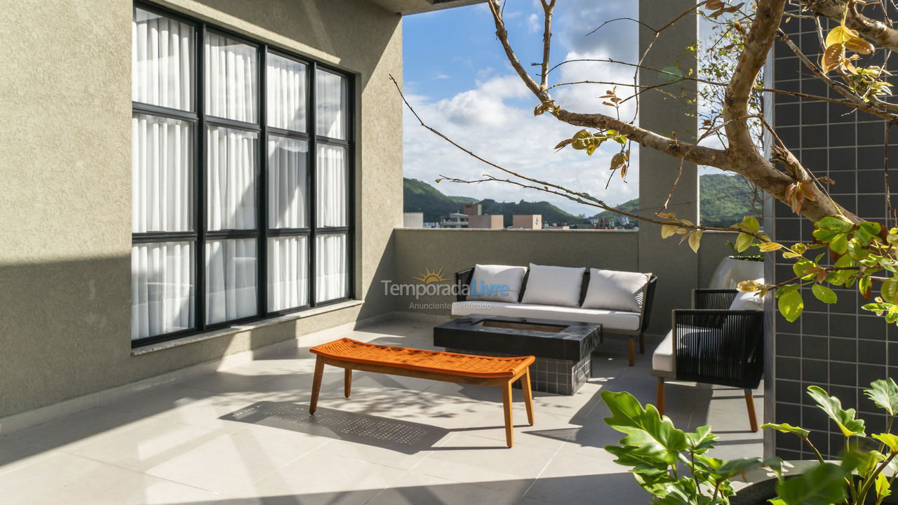 Apartamento para aluguel de temporada em Bombinhas (Praia de Bombas)